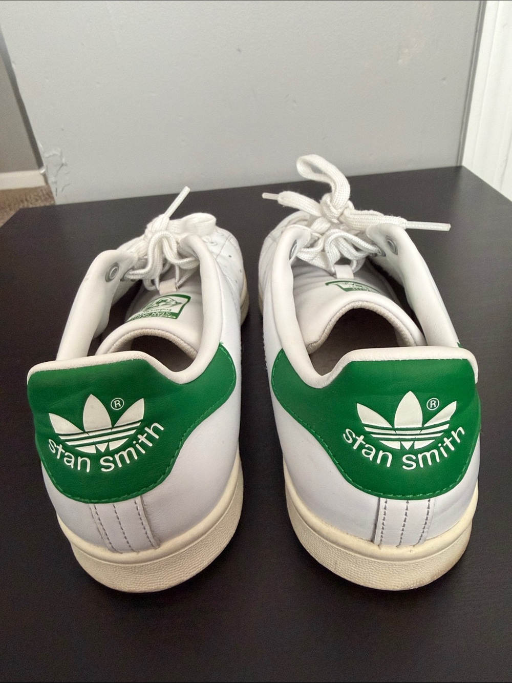 adidas White and Green Stan Smith Leather Sneakers - Picture 3 of 5